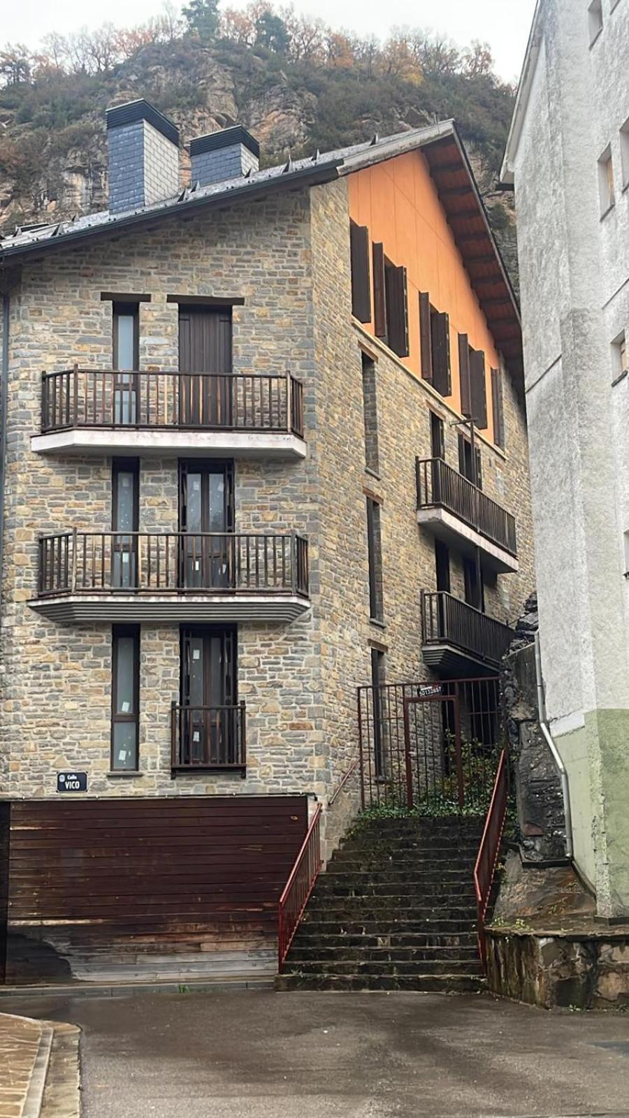 伊斯卡日拉Le Petit Palais公寓 外观 照片